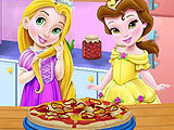 Рапунцель и Белль готовят пиццу