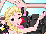 Принцессы в авто-караоке